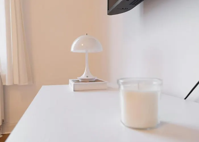 Luxus Mitten In * Βρέμη