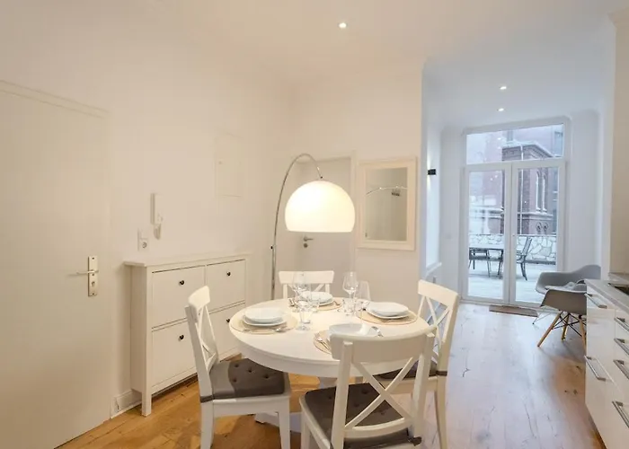 アパート Luxus Mitten In *